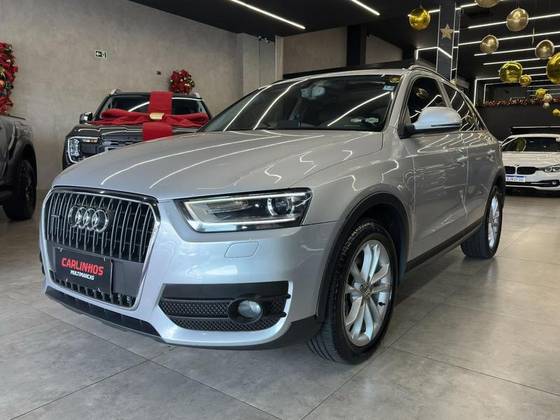 AUDI Q3 2.0 TFSI AMBIENTE QUATTRO 4P GASOLINA S TRONIC